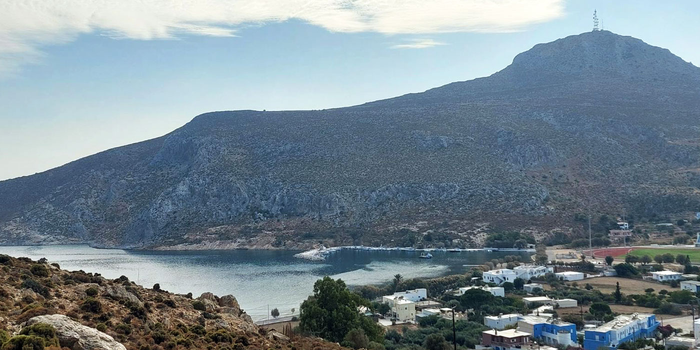Большой инвестиционный участок на острове Лерос, Греция